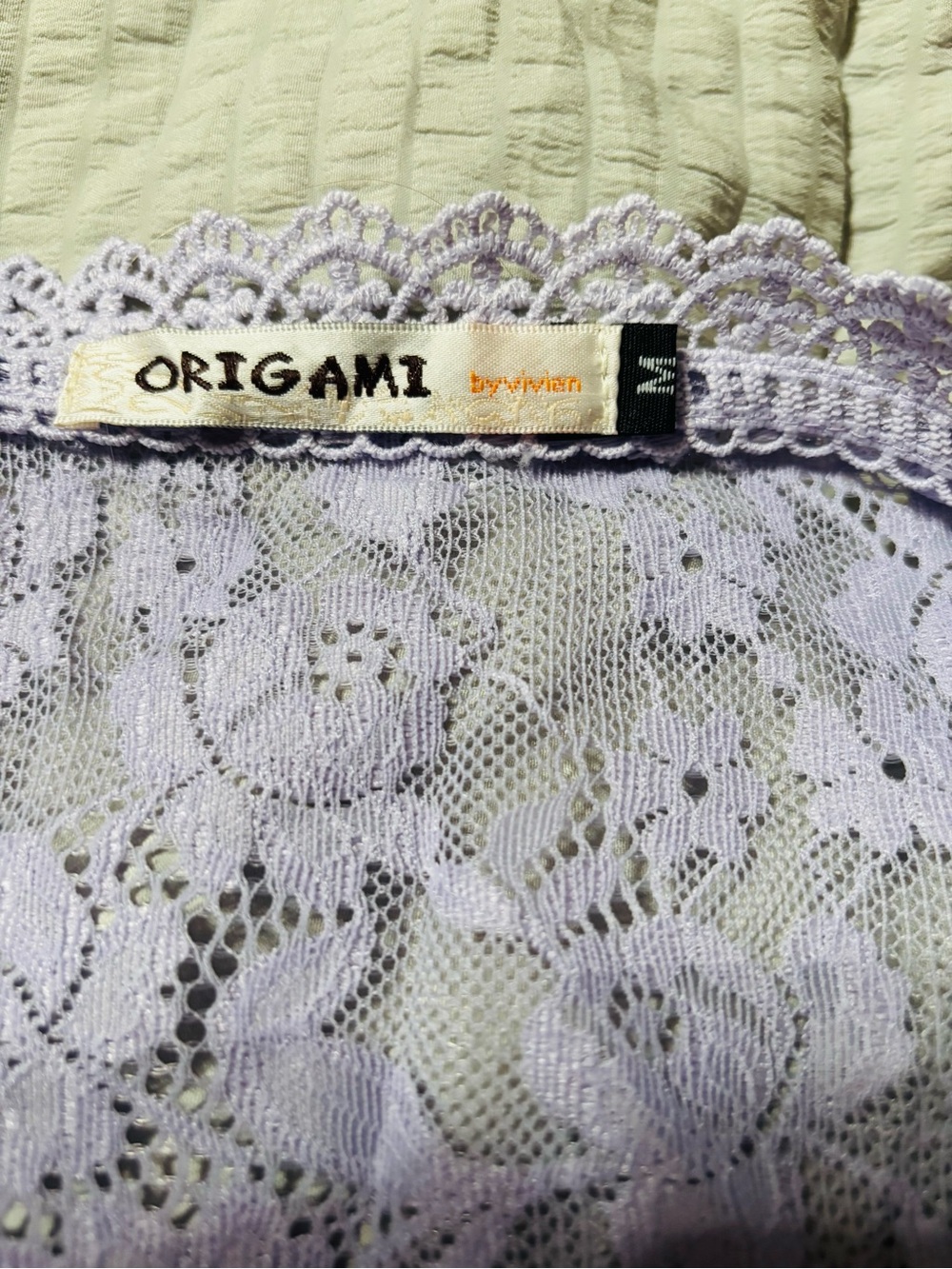 Origami Lavender Lace Vest with Iridescent Sequin Panels - Picture 4 of 5